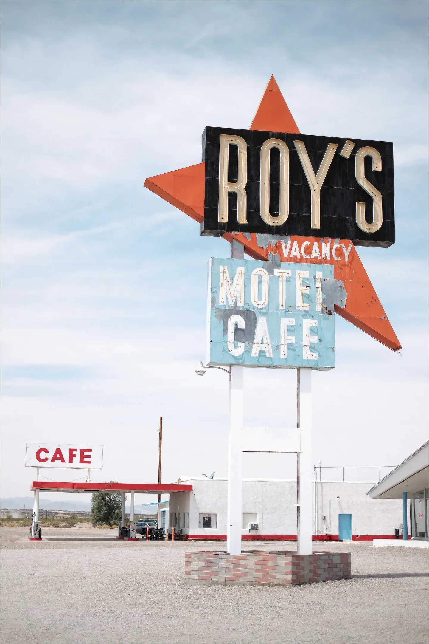 Roys motel cafe route 66